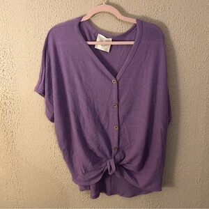 Fantastic Fawn Women's Waffle Knit V Neck Button Up Tie Front Size L Purple